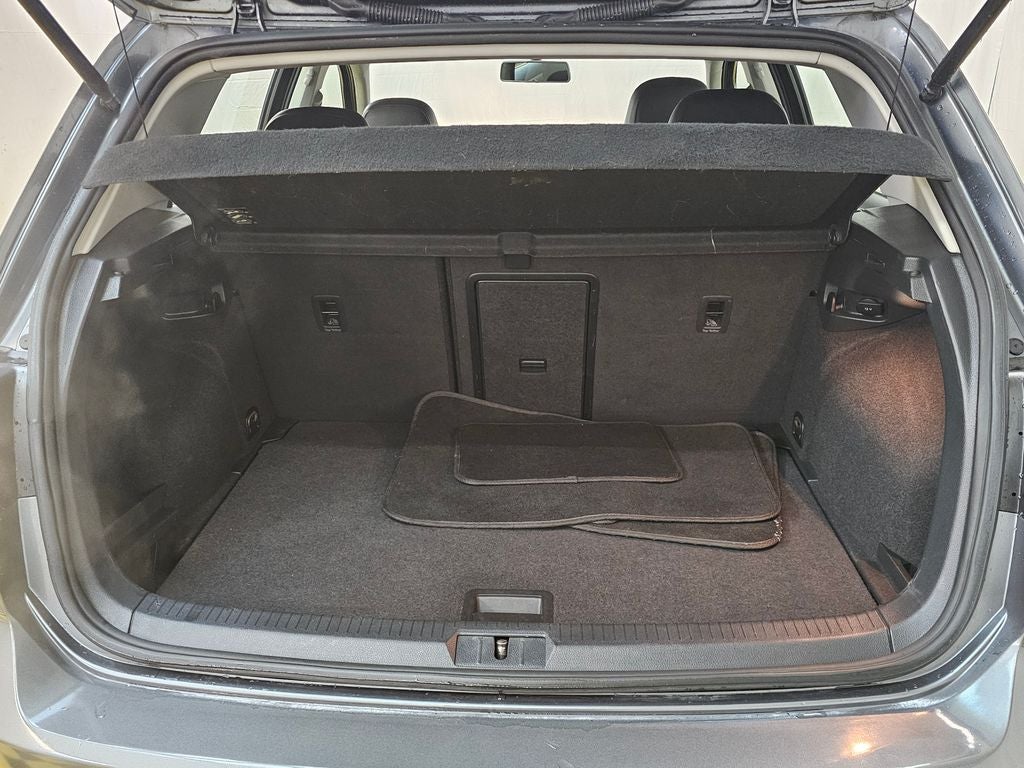 2015 Volkswagen Golf TSI SE 4-Door