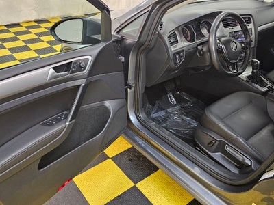 2015 Volkswagen Golf TSI SE 4-Door