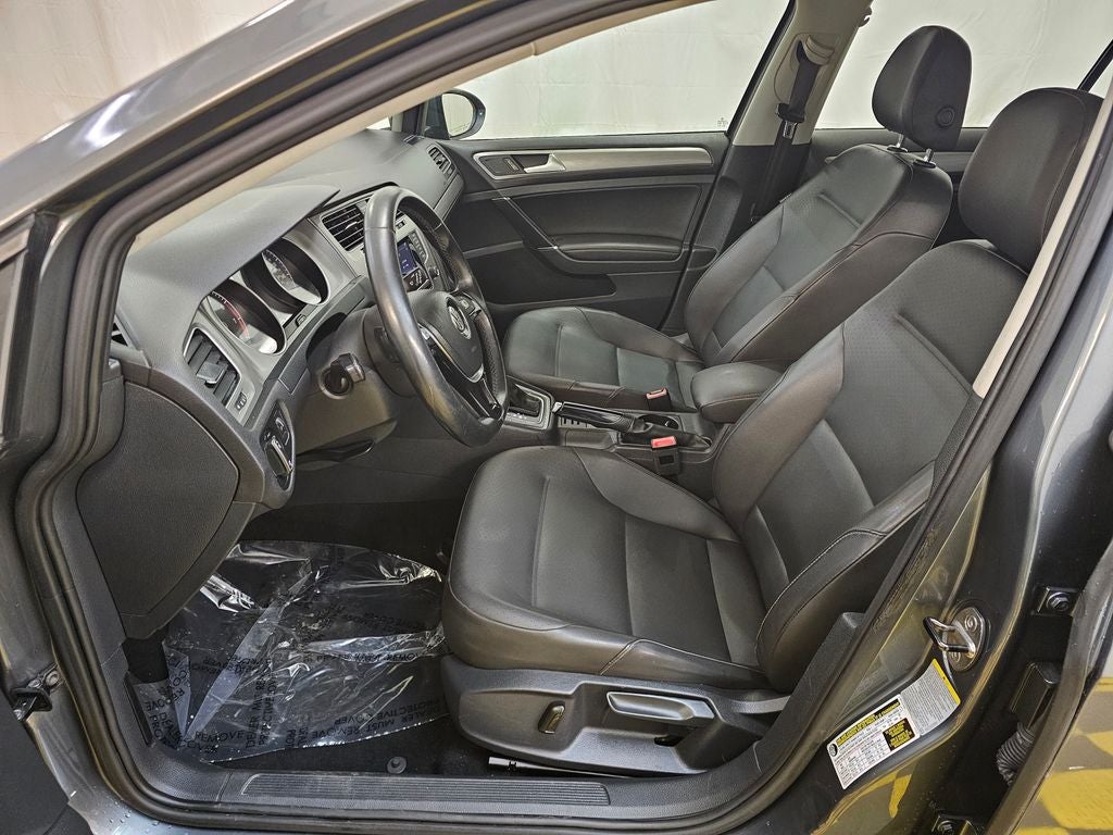 2015 Volkswagen Golf TSI SE 4-Door