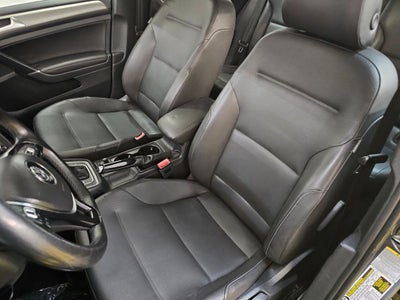 2015 Volkswagen Golf TSI SE 4-Door