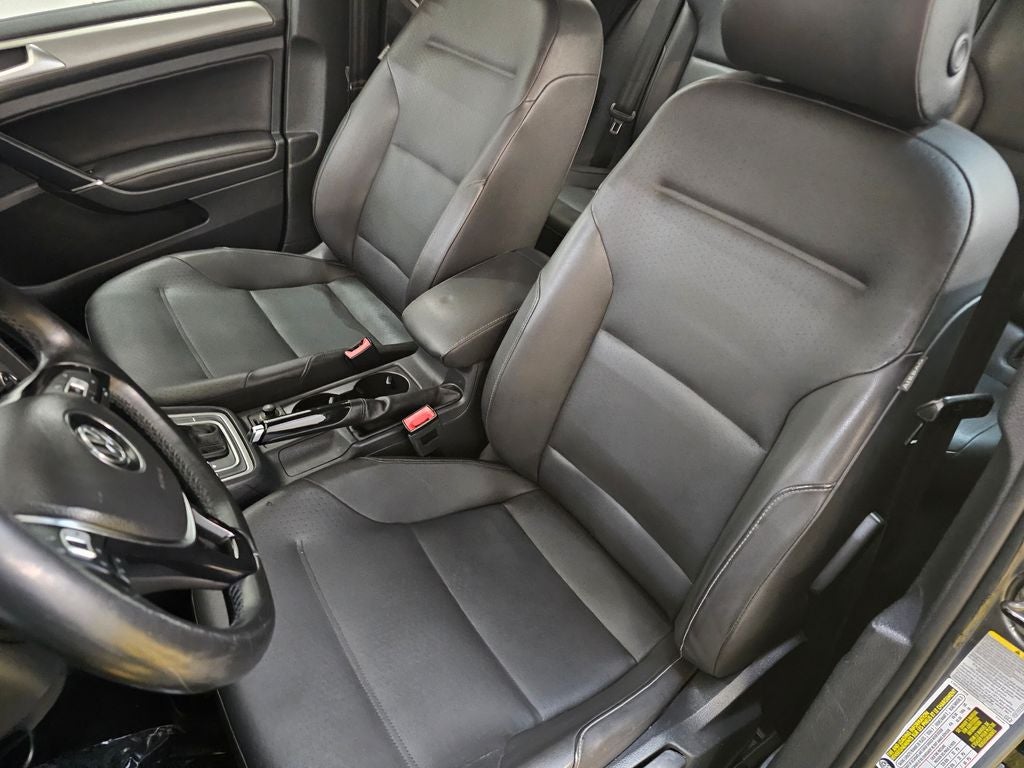 2015 Volkswagen Golf TSI SE 4-Door