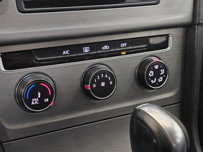 2015 Volkswagen Golf TSI SE 4-Door