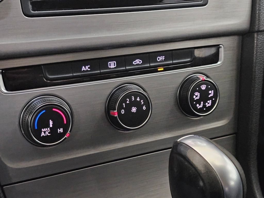 2015 Volkswagen Golf TSI SE 4-Door