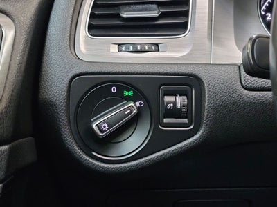 2015 Volkswagen Golf TSI SE 4-Door