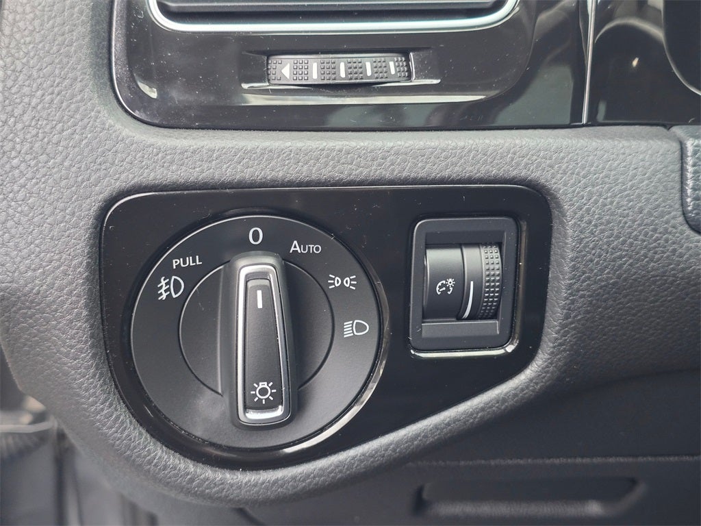 2015 Volkswagen Golf TSI SEL 4-Door