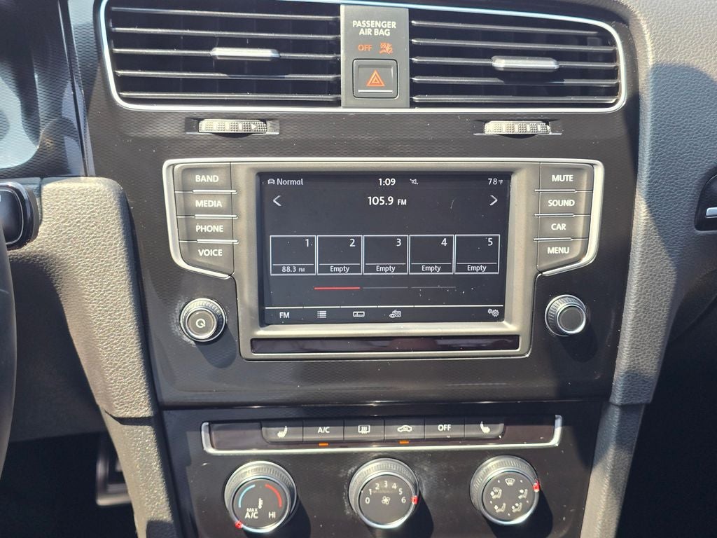 2017 Volkswagen Golf GTI SE