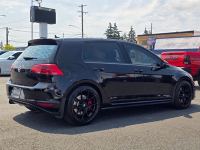 2017 Volkswagen Golf GTI SE