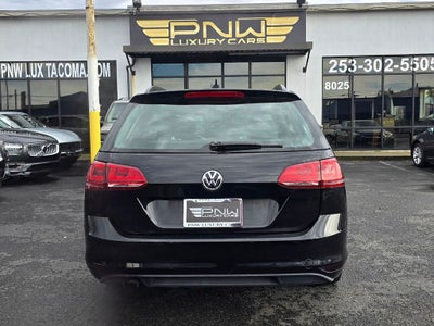 2016 Volkswagen Golf SportWagen SE