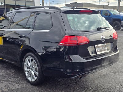 2016 Volkswagen Golf SportWagen SE