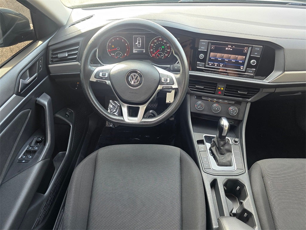 2019 Volkswagen Jetta R-Line