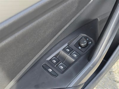 2019 Volkswagen Jetta R-Line