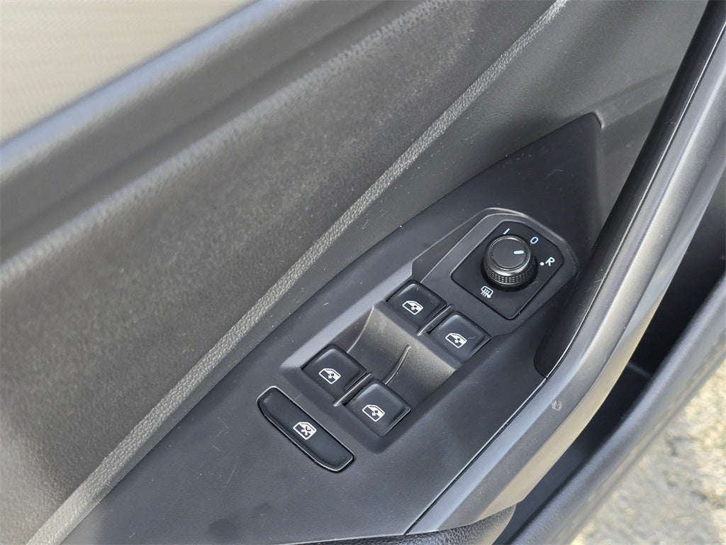 2019 Volkswagen Jetta R-Line