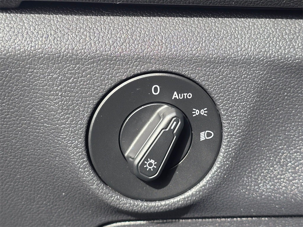 2019 Volkswagen Jetta R-Line