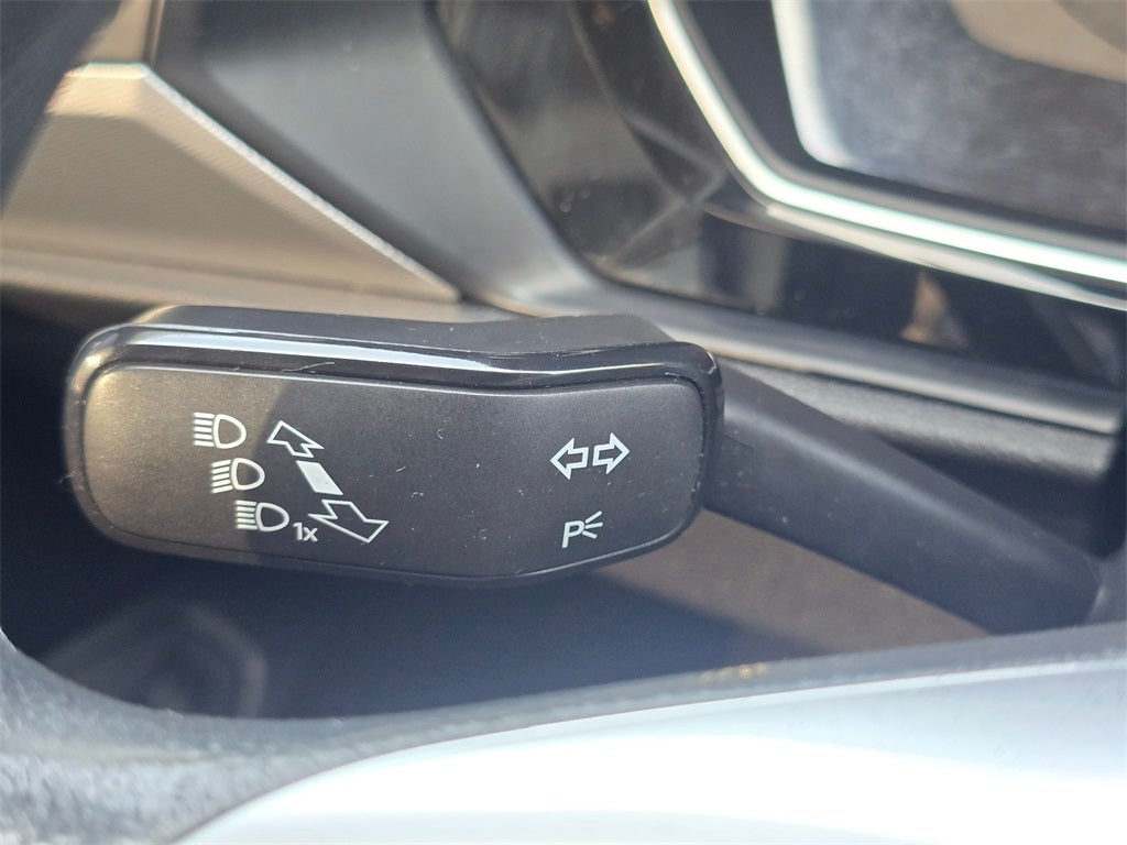 2019 Volkswagen Jetta R-Line