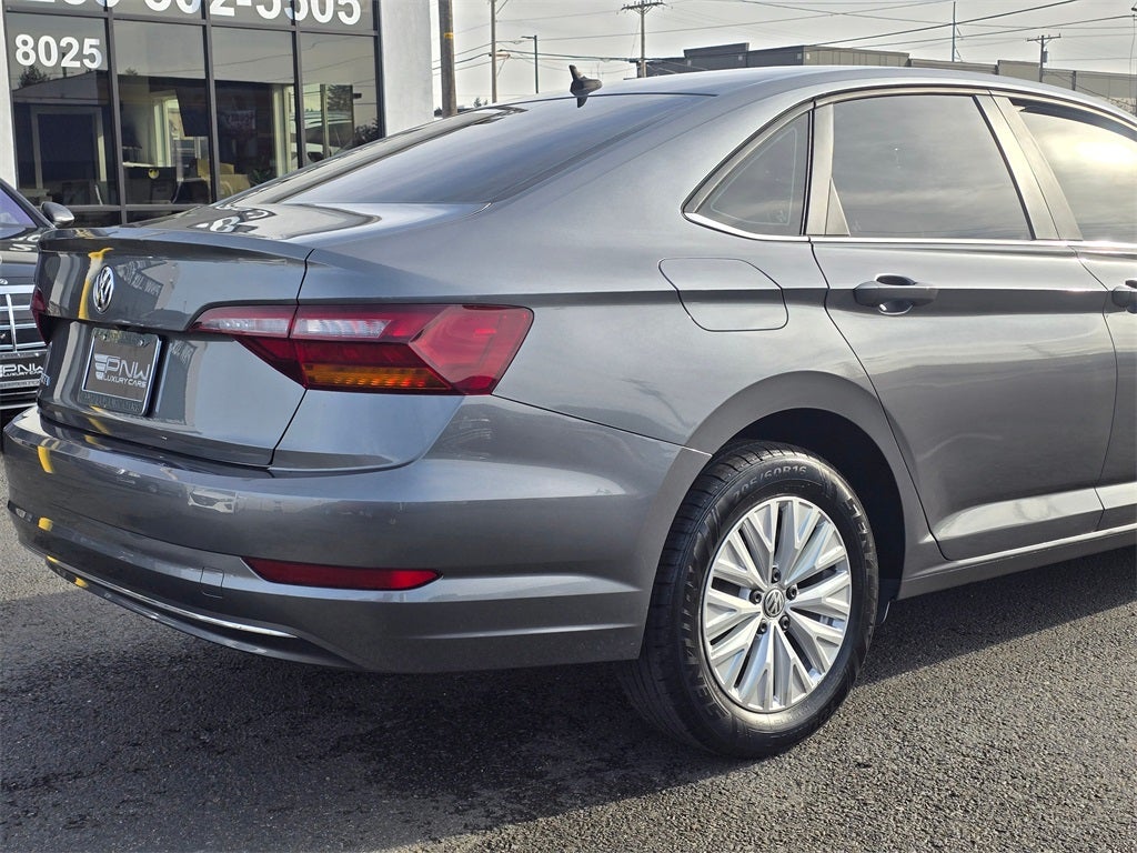 2019 Volkswagen Jetta R-Line