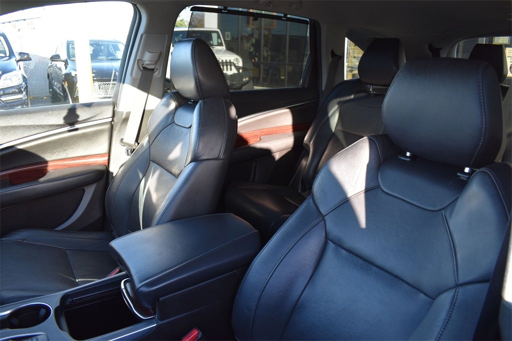 2016 Acura MDX 3.5L SH-AWD w/Advance & Entertainment Pkgs