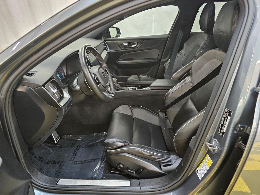 2019 Volvo S60 T5 R-Design