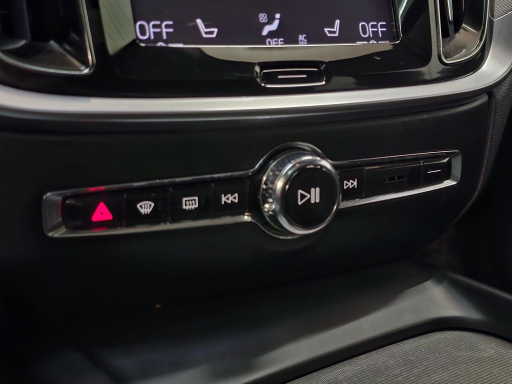 2019 Volvo S60 T5 R-Design