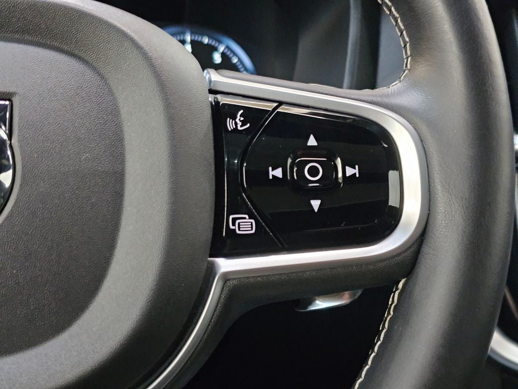 2019 Volvo S60 T5 R-Design