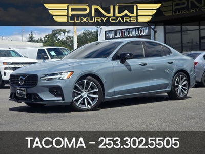 2022 Volvo S60 B5 Momentum