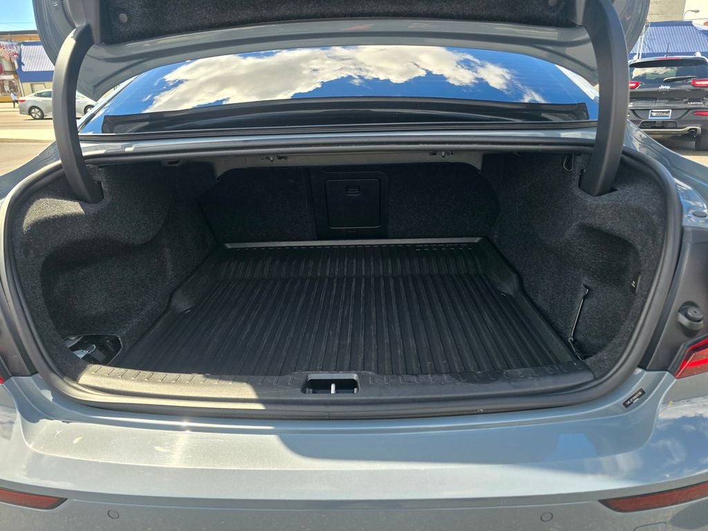 2022 Volvo S60 B5 Momentum