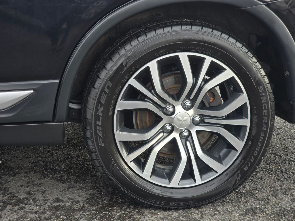 2018 Mitsubishi Outlander ES