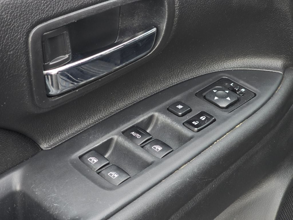 2018 Mitsubishi Outlander ES