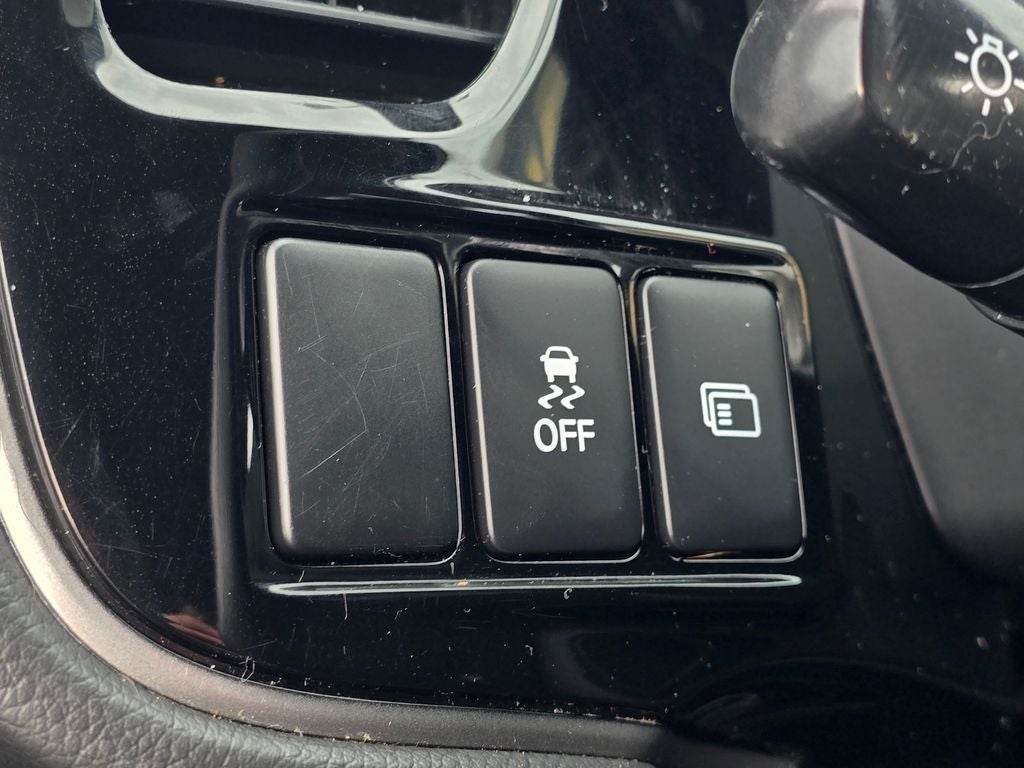 2018 Mitsubishi Outlander ES