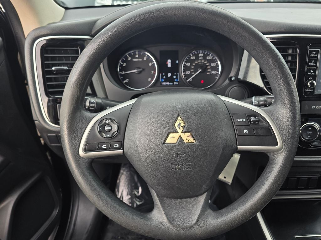 2018 Mitsubishi Outlander ES