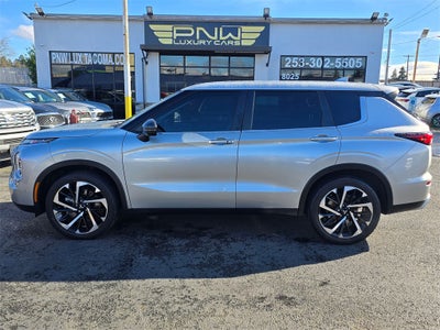 2022 Mitsubishi Outlander SE