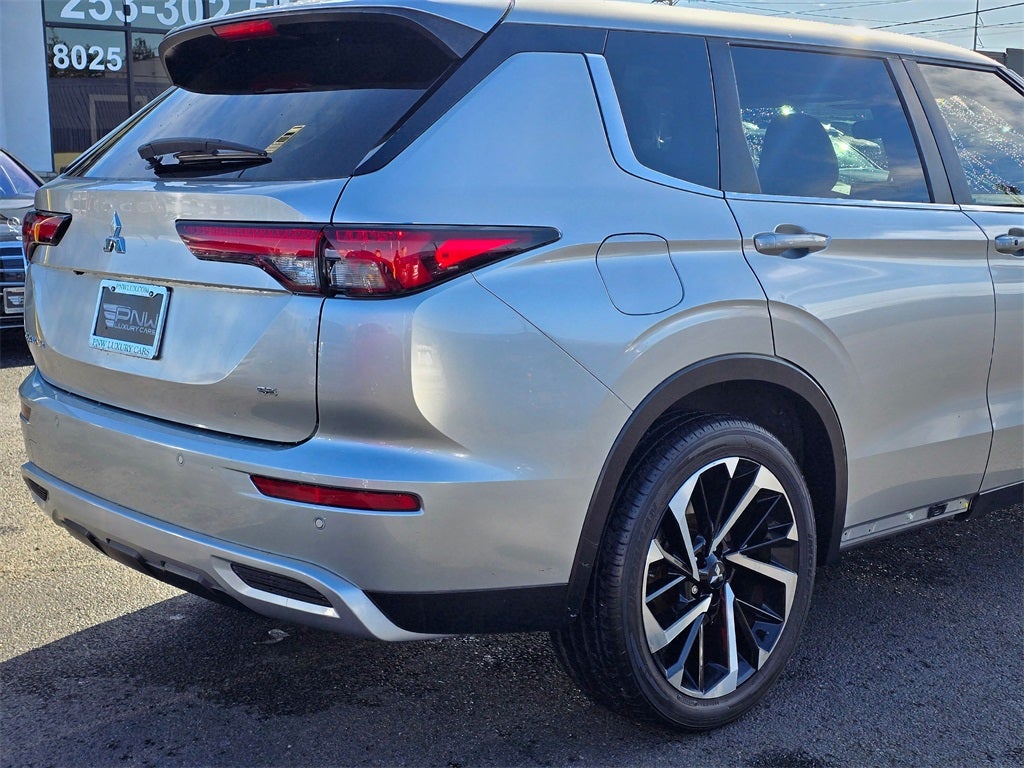 2022 Mitsubishi Outlander SE