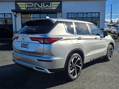 2022 Mitsubishi Outlander SE