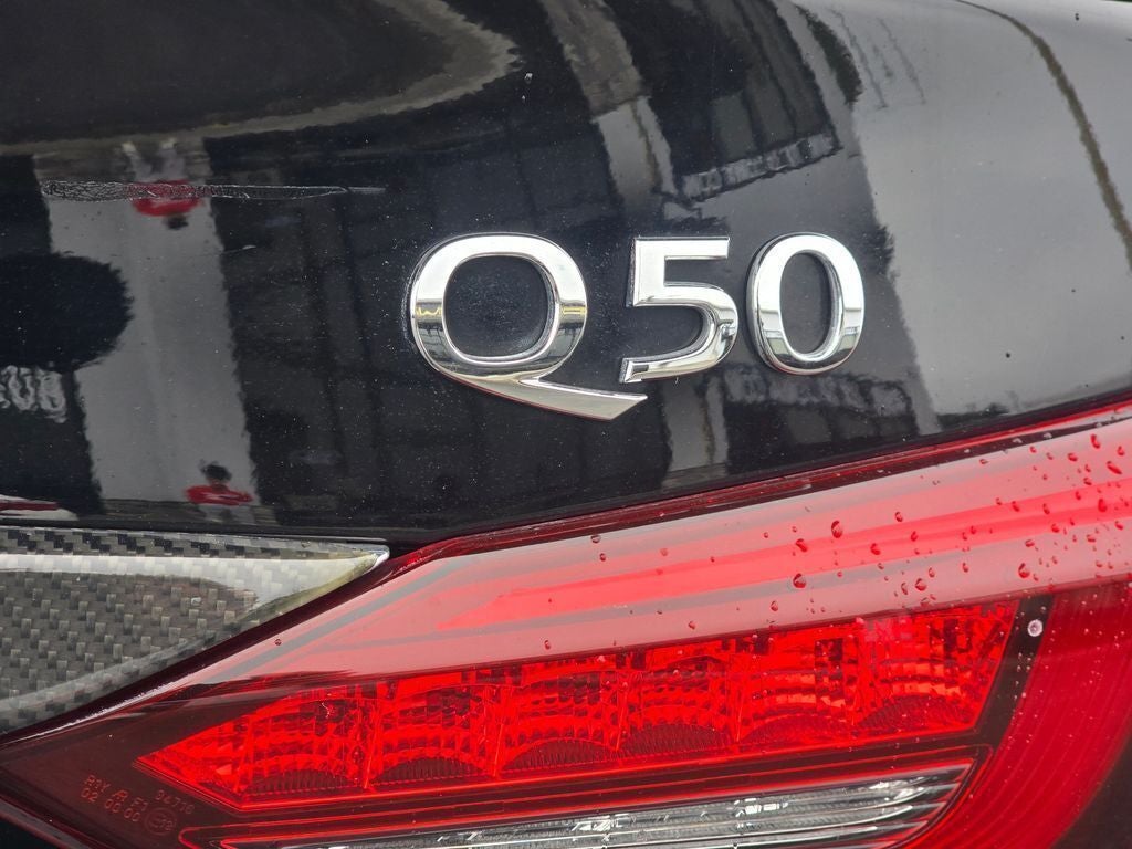 2022 INFINITI Q50 LUXE