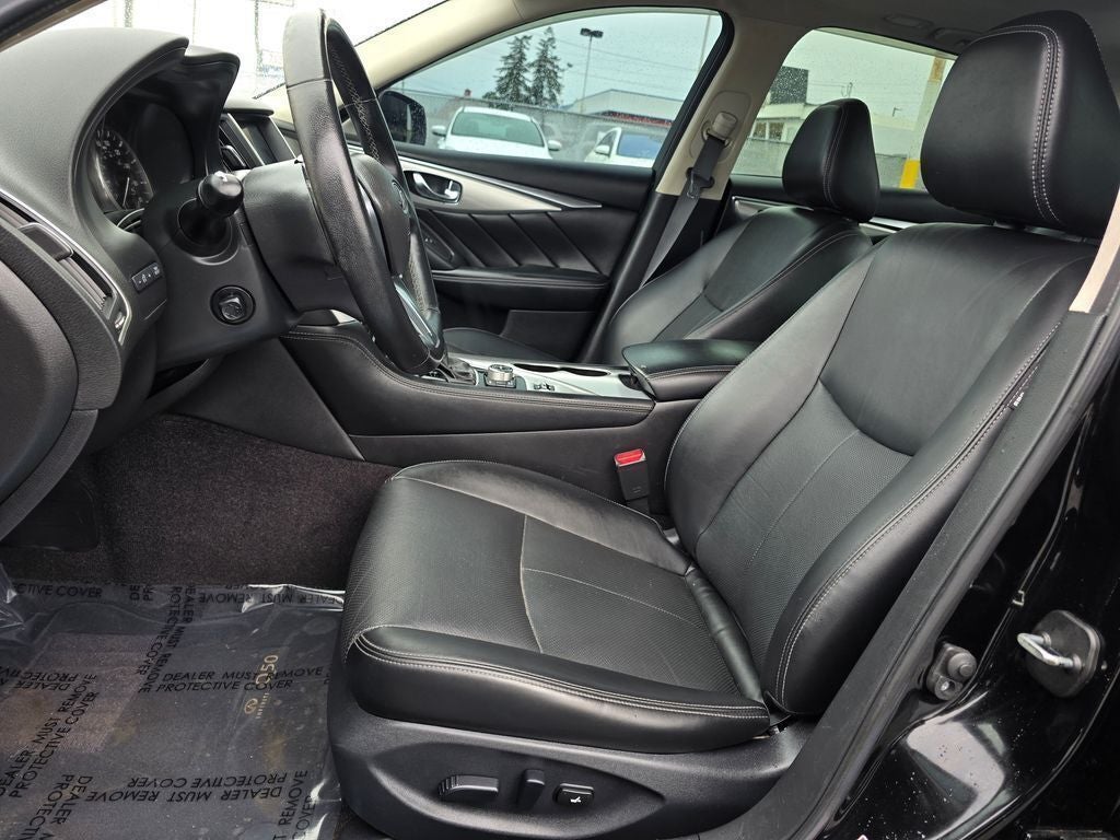 2022 INFINITI Q50 LUXE