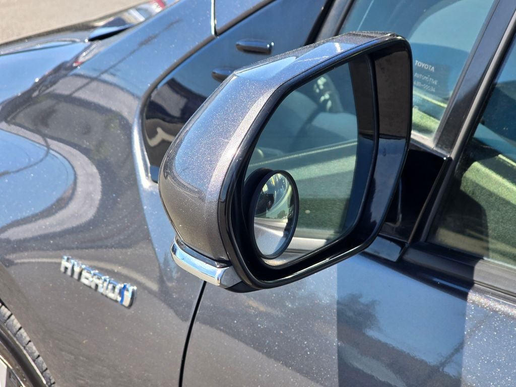 2017 Toyota Prius Three Touring