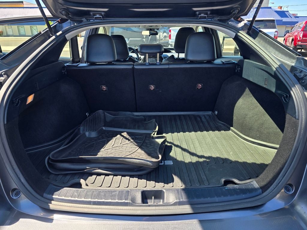 2017 Toyota Prius Three Touring