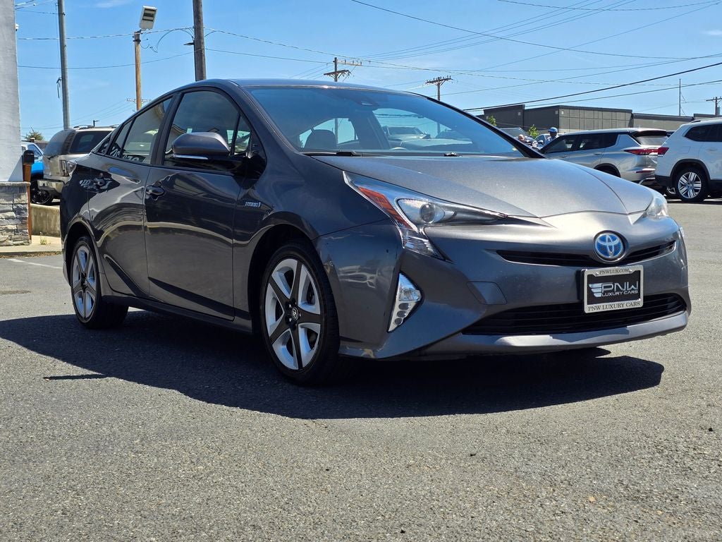 2017 Toyota Prius Three Touring