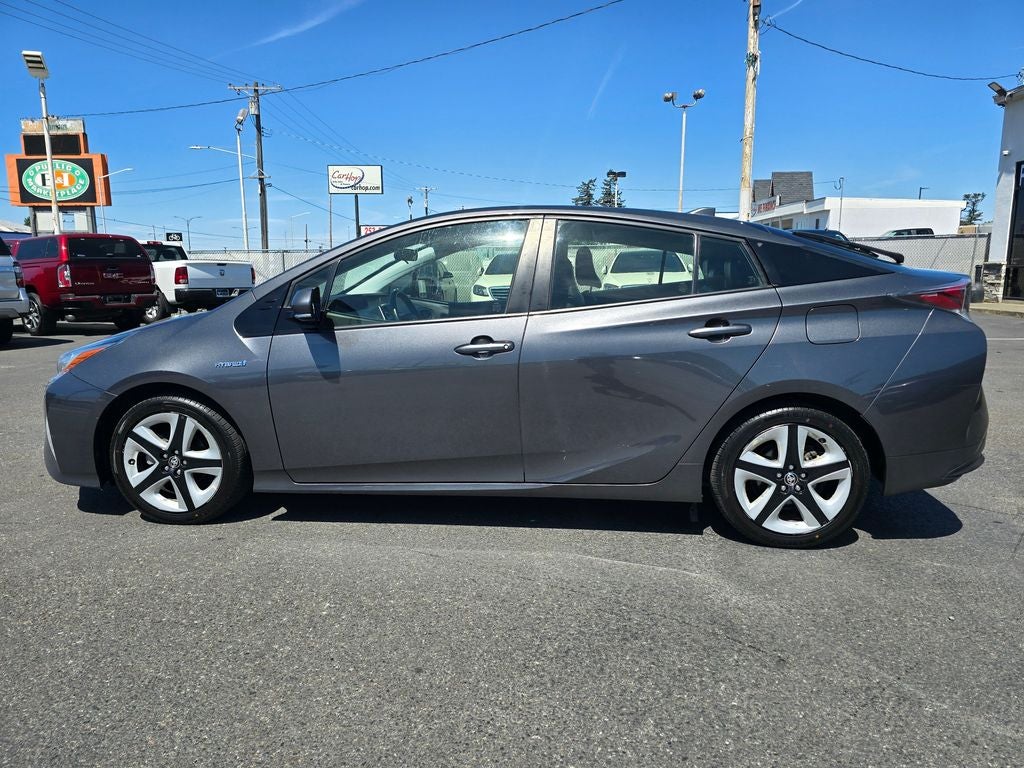 2017 Toyota Prius Three Touring