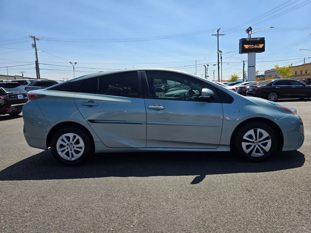 2017 Toyota Prius Four