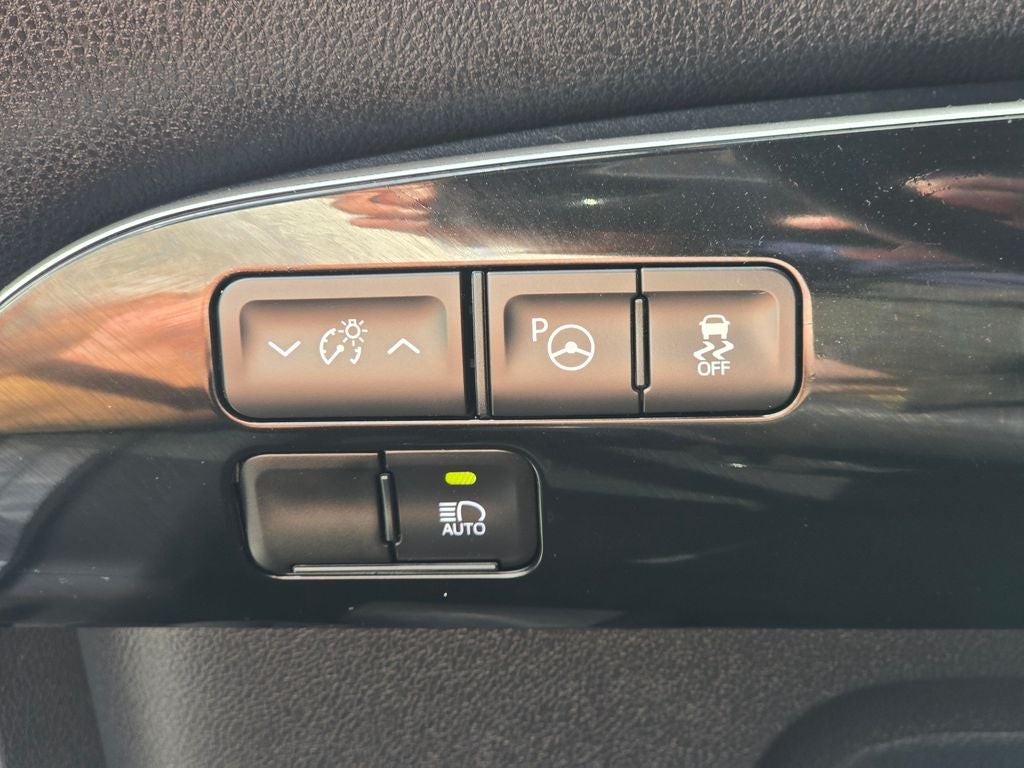 2020 Toyota Prius LE AWD-e