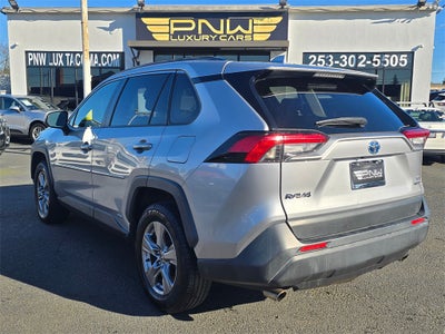 2022 Toyota RAV4 Hybrid LE