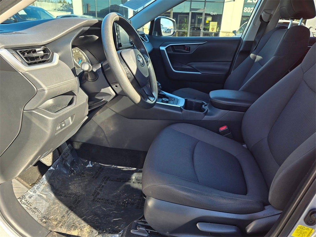 2022 Toyota RAV4 Hybrid LE