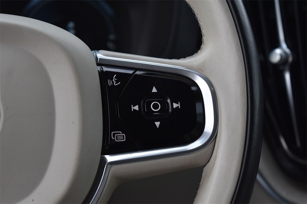 2018 Volvo XC60 Hybrid T8 Inscription