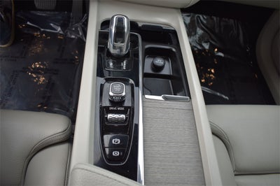 2018 Volvo XC60 Hybrid T8 Inscription