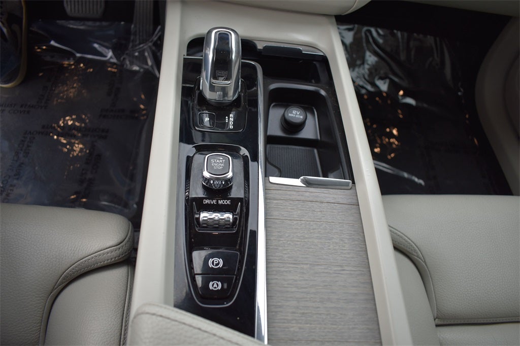 2018 Volvo XC60 Hybrid T8 Inscription