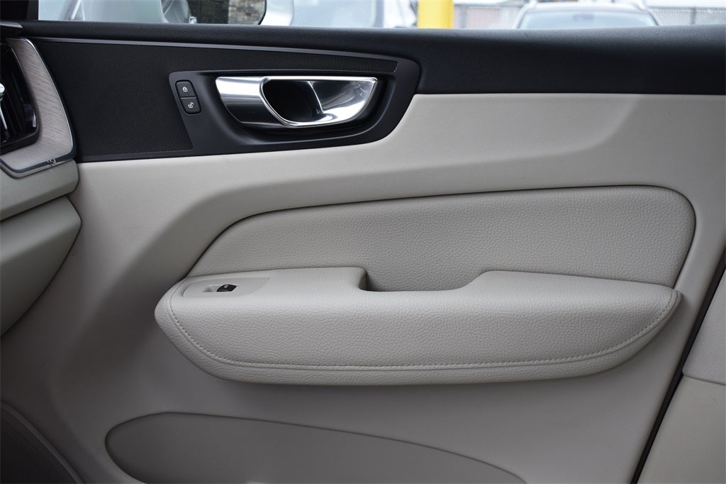 2018 Volvo XC60 Hybrid T8 Inscription