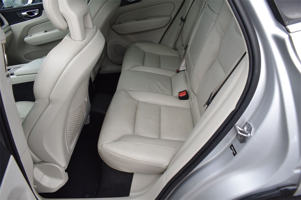 2018 Volvo XC60 Hybrid T8 Inscription