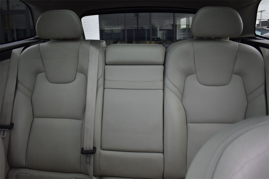 2018 Volvo XC60 Hybrid T8 Inscription