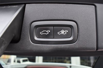 2018 Volvo XC60 Hybrid T8 Inscription