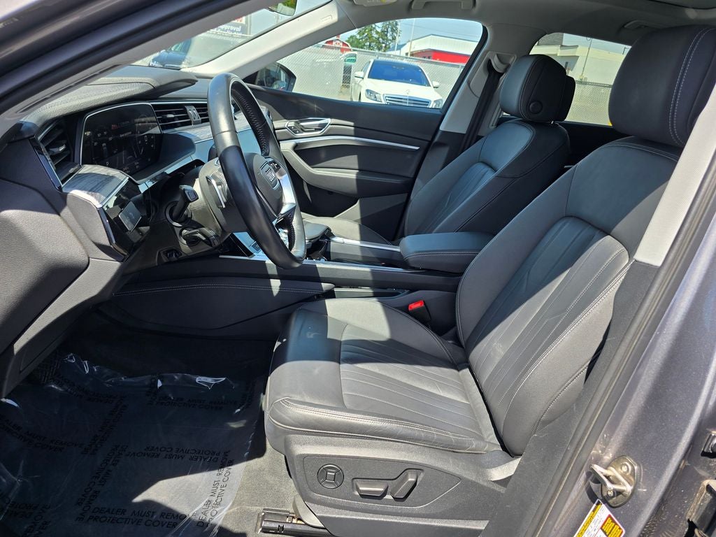 2021 Audi e-tron Premium quattro